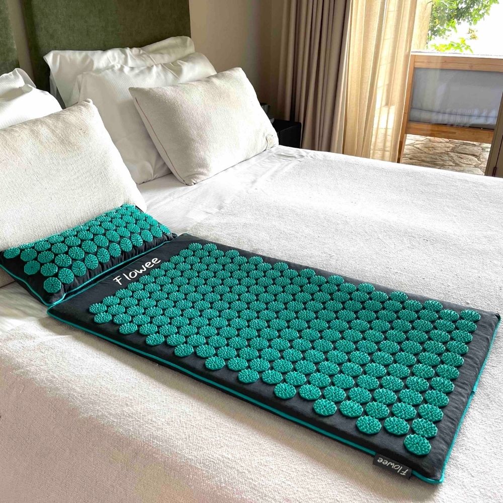 PRE ORDER: Relaxset Luxe - Spijkermat ECO met oogkussen - Grijs met zeegroen