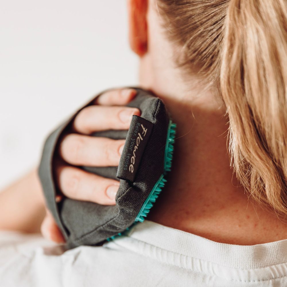 Spijkermat Massagehand
