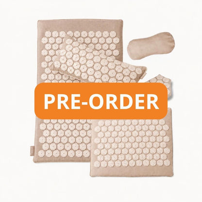 Flowee Spijkermat ECO Relaxset Zand gemaakt van jute. Met spijkermat, spijkerkussen, massagehand en oogkussen. Pre-order.